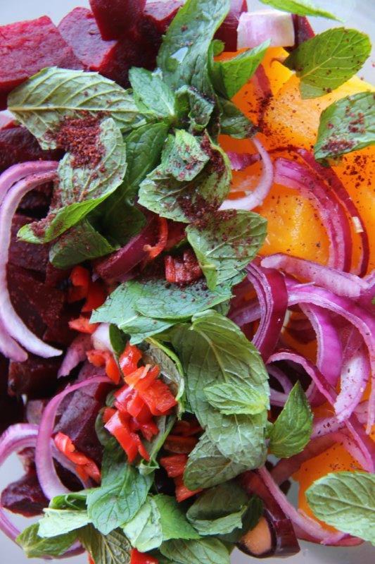 Turkish Warm Lentil Salad, just look at the color! Vegetarian, Gluten-free, Perfect for lunch or dinner www.compassandfork.com