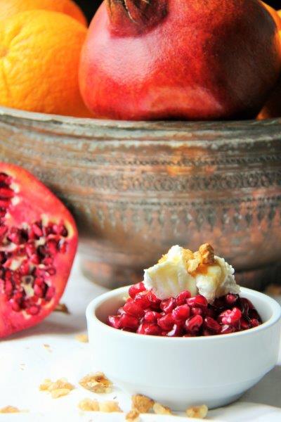 Healthy Pomegranate Breakfast: pomegranate, yougurt, walnut, honey www.compass and fork