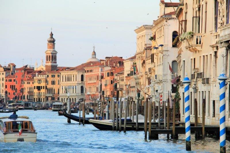 A Perfect Day in Venice Late afternoon on The Grand Canal Venice www.compassandfork.com
