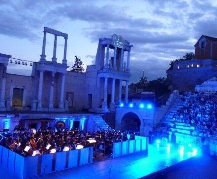 Travel Tips & Resources for Planning Your Trip Opera Plovdiv Bulgaria www.compassandfork.com