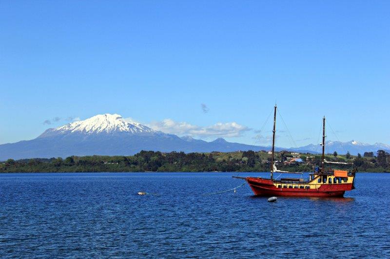 Patagonian Scallop and Leek Empanadas Puerto Varas fishing boats and volcanoes www.compassandfork.com