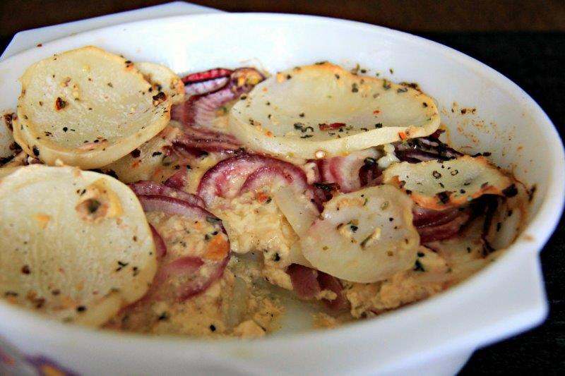 12 Gluten Free Recipes for Fall and Winter - Peruvian Scalloped Potatoes www.compassandfork.com