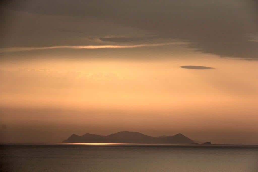 Santorini Sunset - This Genuine Greek Spanakopita is Irresistible www.compassandfork.com