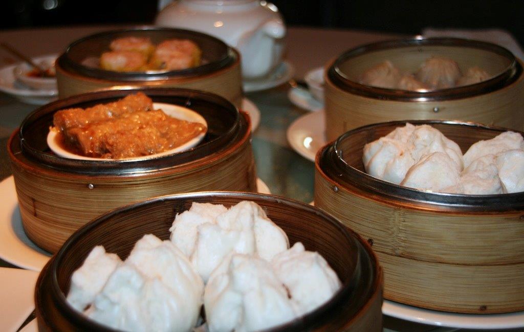 Hong Kong What you need to Know for the Best Time Hong Kong Dim Sum Mum on the Move www.compassandfork.com