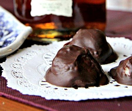Get some festive spirit with these simple Kentucky Bourbon Balls 