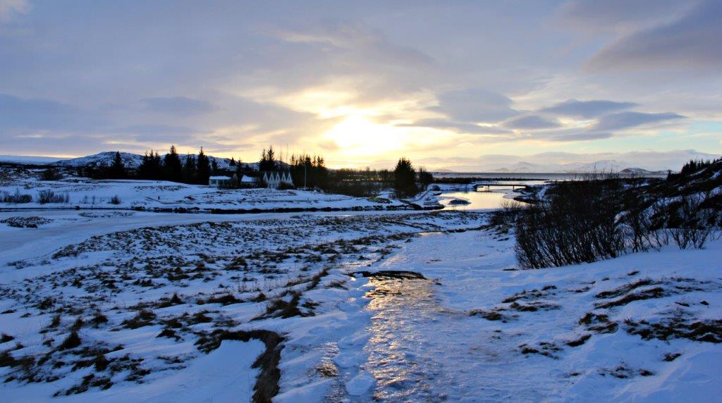 Why Iceland is the Perfect Stopover Destination any Time of Year www.compassandfork.com